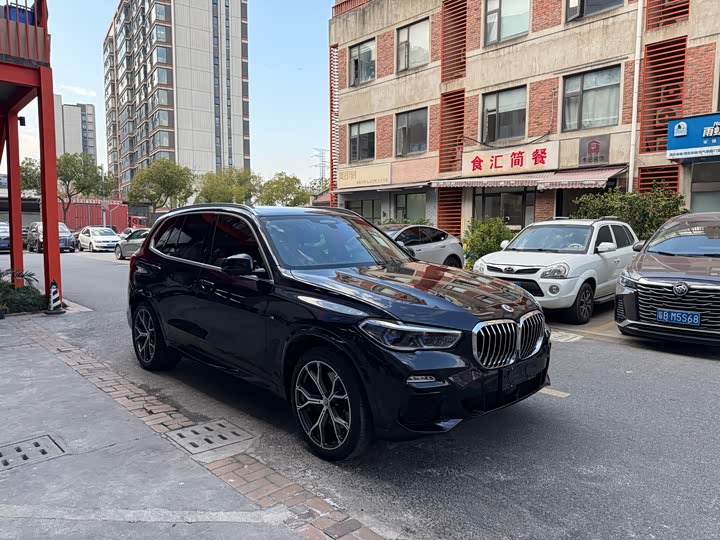 Фото 3 - BMW X5