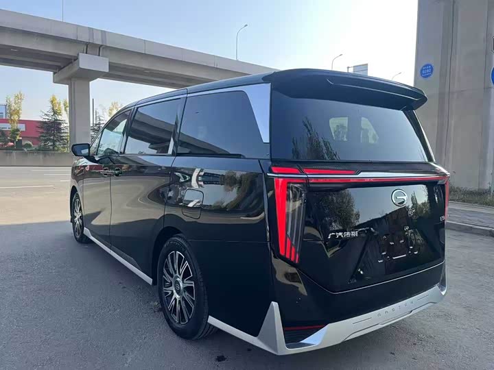 Фото 8 - GAC Trumpchi E9