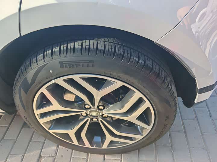 Фото 14 - Land Rover Range Rover Evoque L