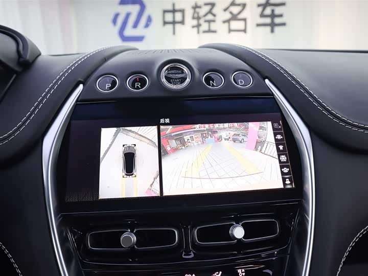 Фото 14 - Aston Martin DBX