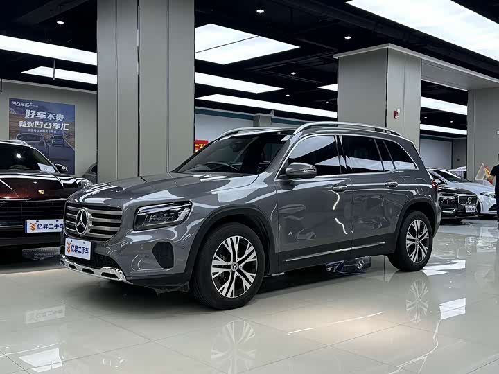 Фото 1 - Mercedes-Benz GLB-Class