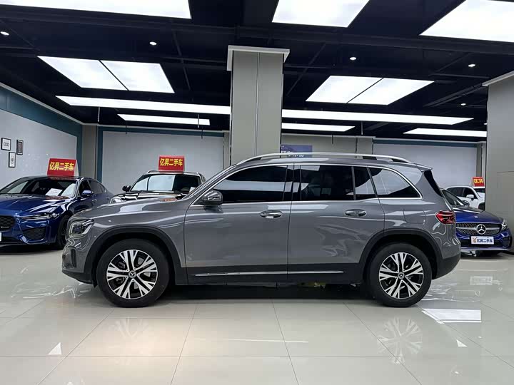 Фото 3 - Mercedes-Benz GLB-Class