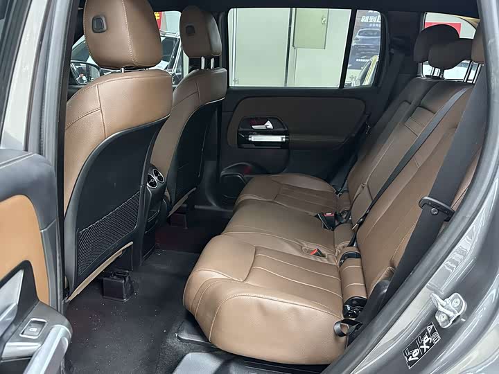 Фото 5 - Mercedes-Benz GLB-Class