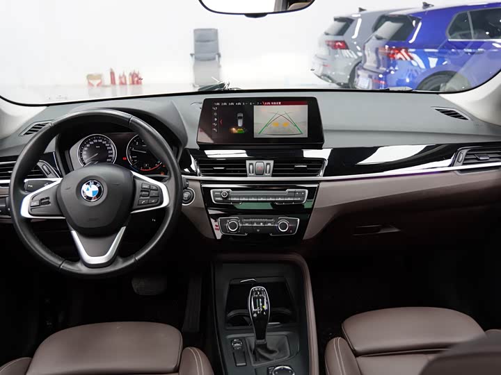 Фото 16 - BMW X1