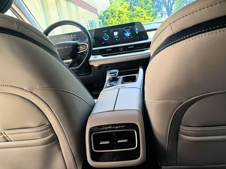 Фото 4 - Chery Arrizo 8