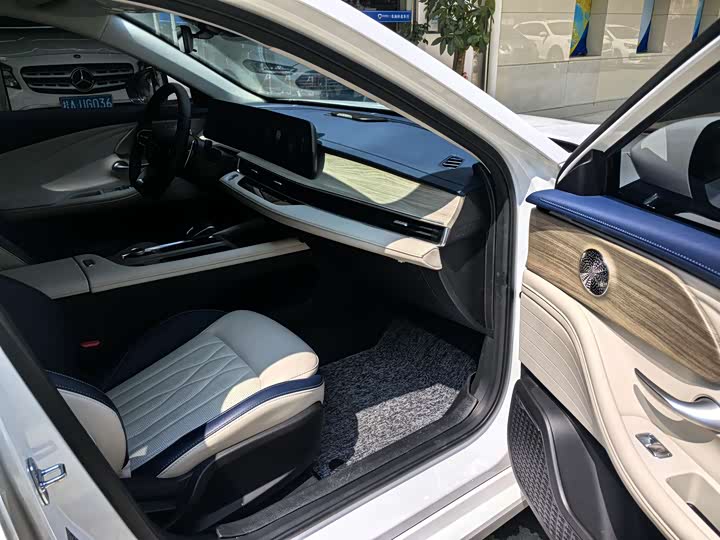 Фото 6 - Chery Arrizo 8