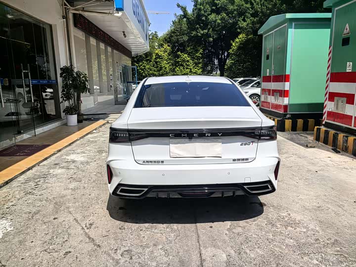 Фото 9 - Chery Arrizo 8