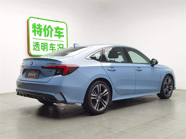 Фото 2 - Honda Integra