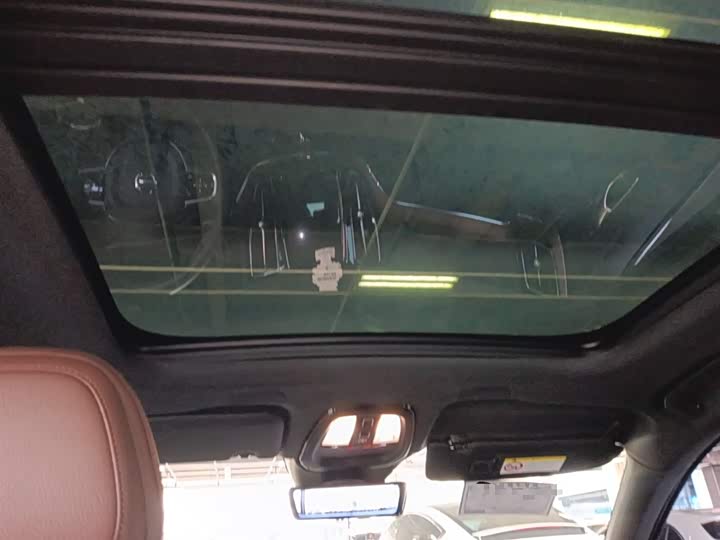 Фото 18 - Volvo XC60