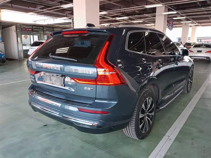 Фото 7 - Volvo XC60