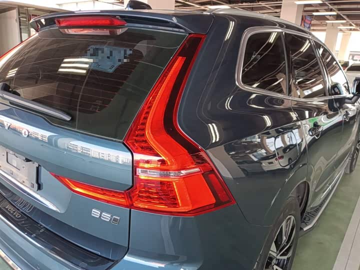 Фото 8 - Volvo XC60