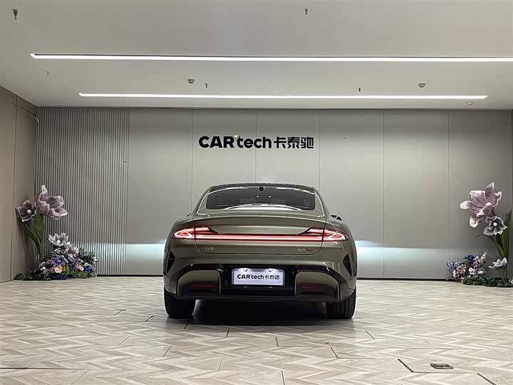 Фото 6 - Xiaomi SU7