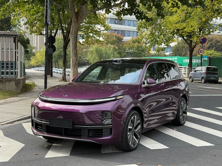 Фото 1 - LiXiang L9