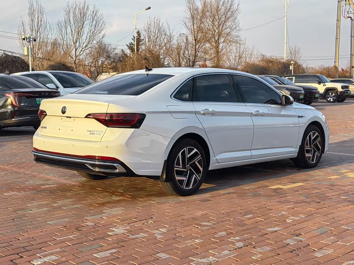 Фото 9 - Volkswagen Sagitar L