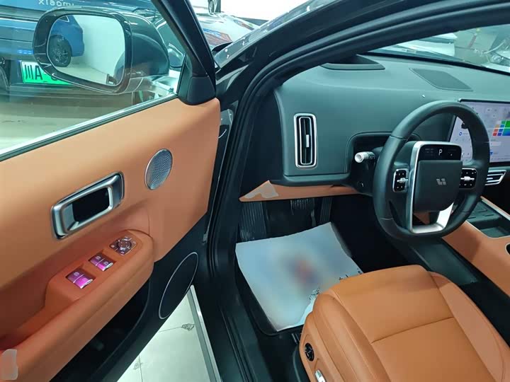 Фото 16 - LiXiang L6