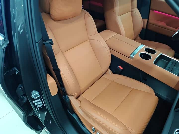 Фото 25 - LiXiang L6