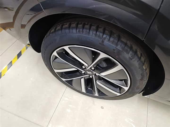 Фото 26 - LiXiang L6