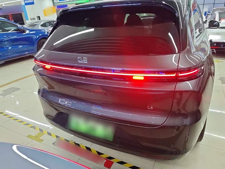 Фото 6 - LiXiang L6