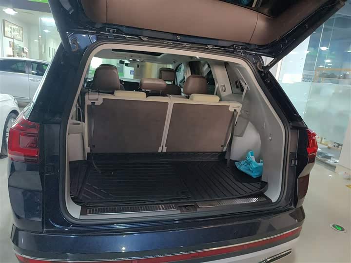 Фото 19 - Volkswagen Talagon