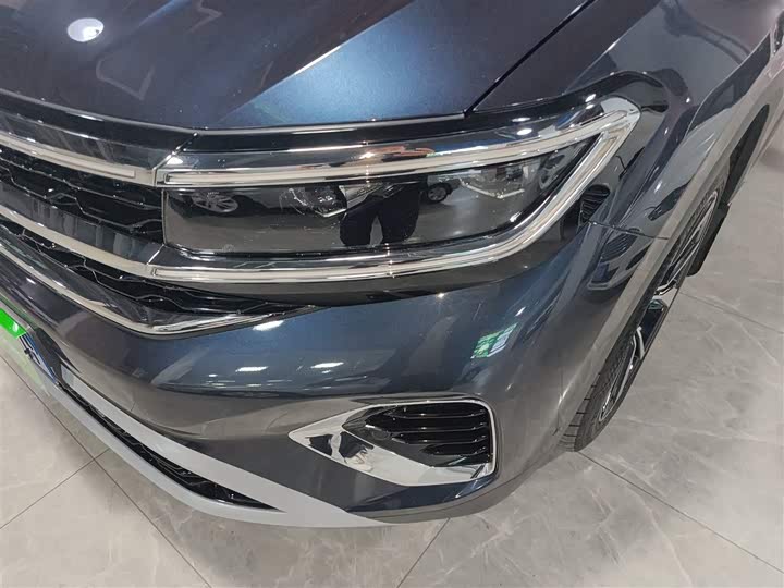 Фото 24 - Volkswagen Talagon