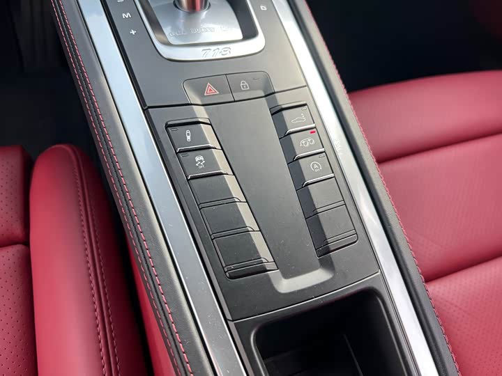 Фото 17 - Porsche 718