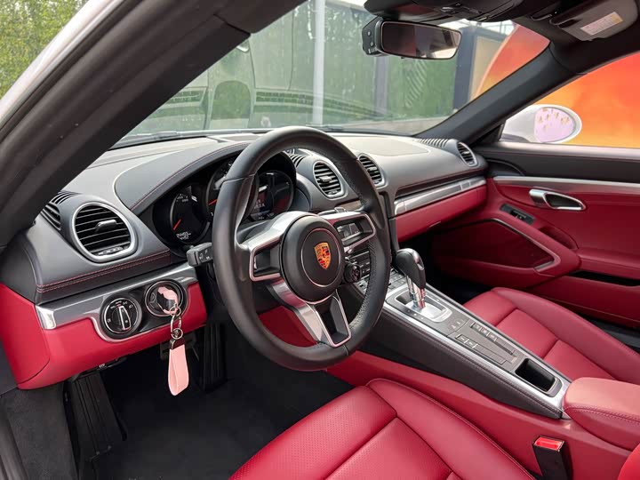 Фото 9 - Porsche 718