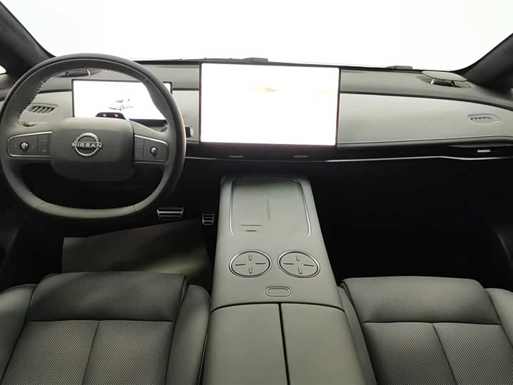 Фото 12 - Nissan N7