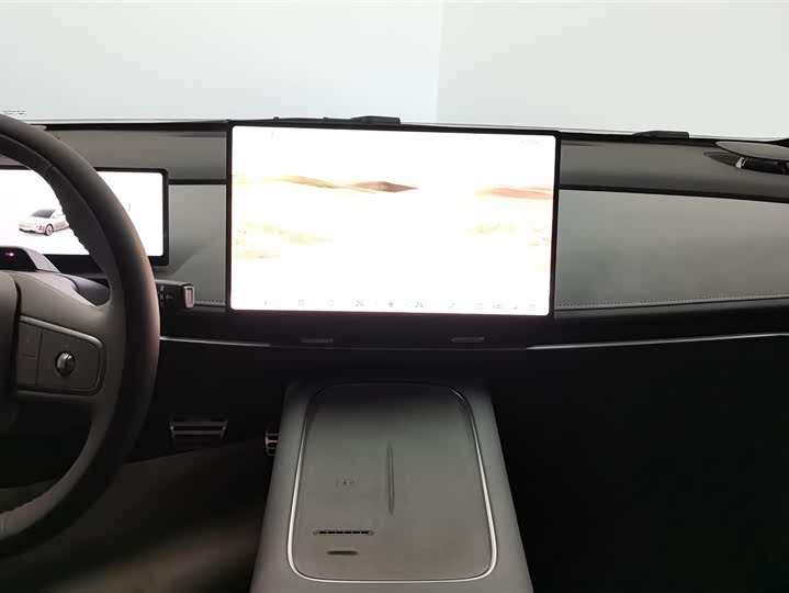 Фото 13 - Nissan N7