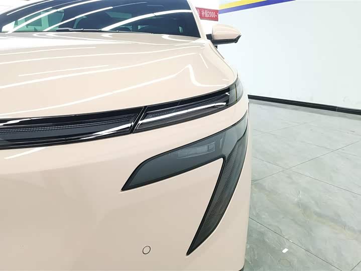 Фото 5 - Nissan N7