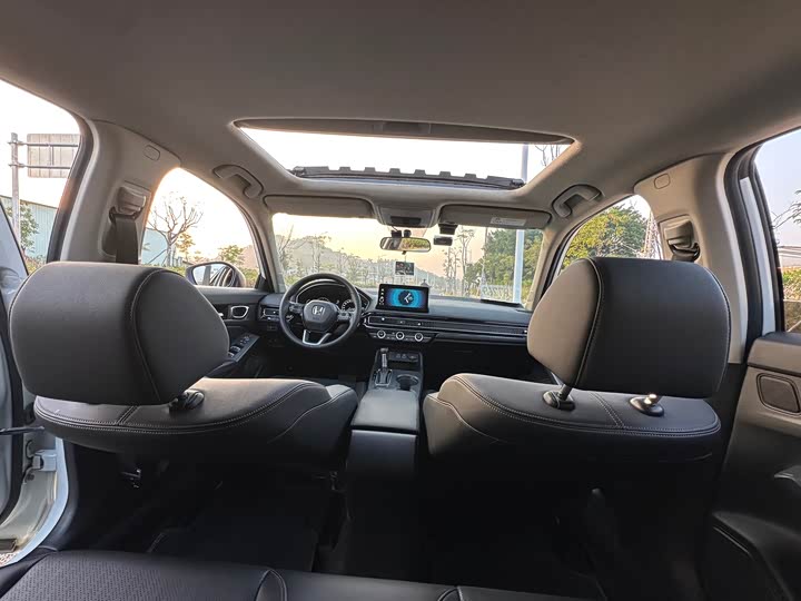 Фото 12 - Honda Civic