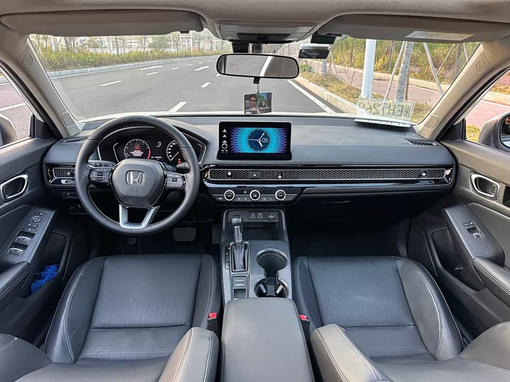 Фото 13 - Honda Civic