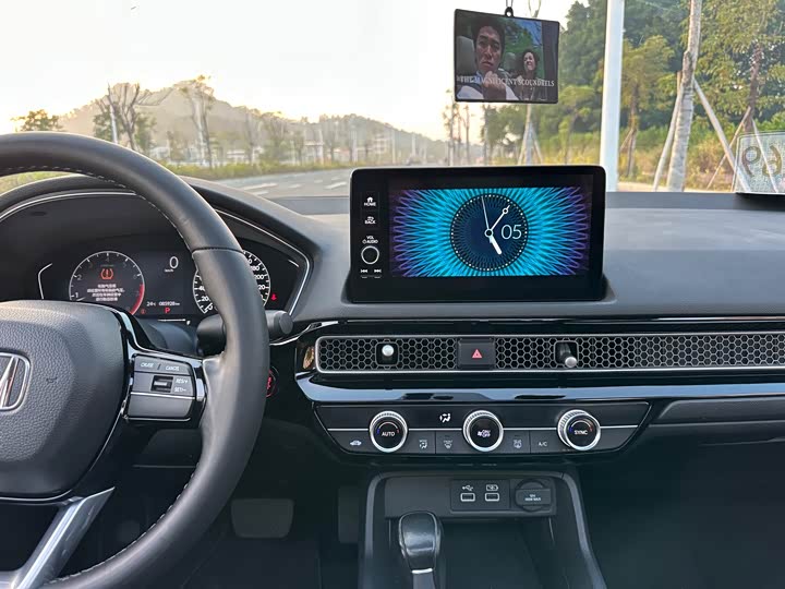 Фото 14 - Honda Civic