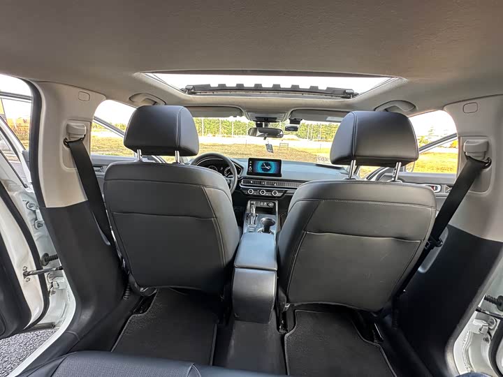 Фото 25 - Honda Civic