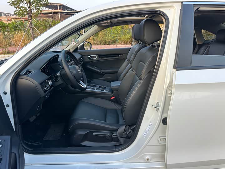 Фото 7 - Honda Civic