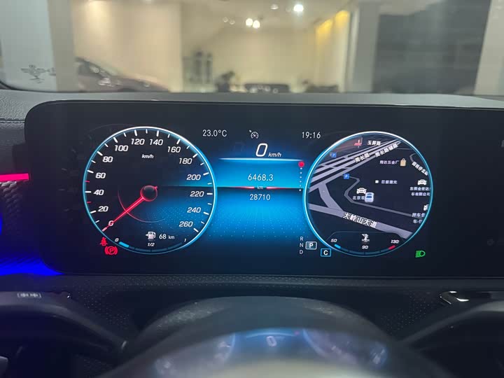 Фото 9 - Mercedes-Benz A-Class