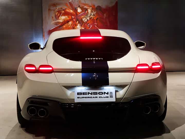 Фото 6 - Ferrari Roma