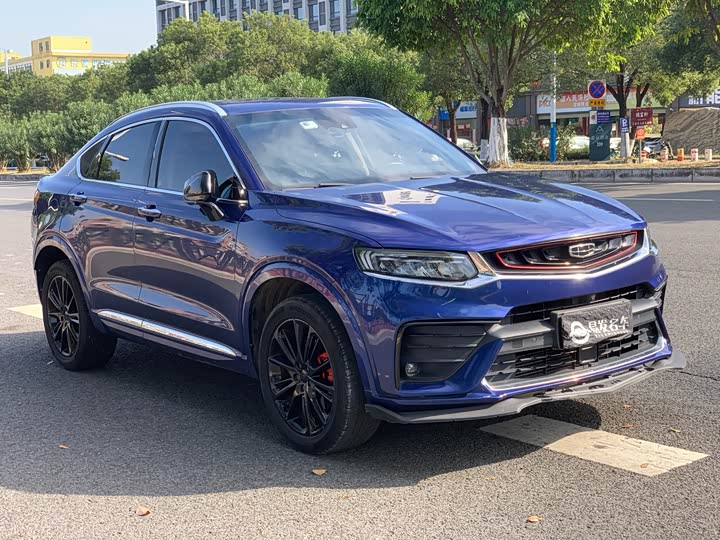 Фото 2 - Geely Tugella