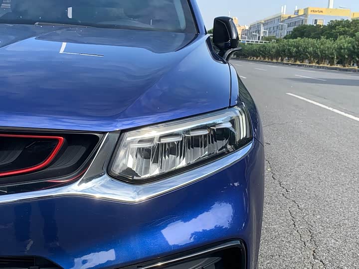 Фото 9 - Geely Tugella