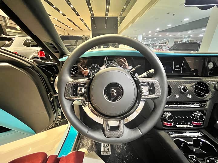 Фото 16 - Rolls-Royce Ghost