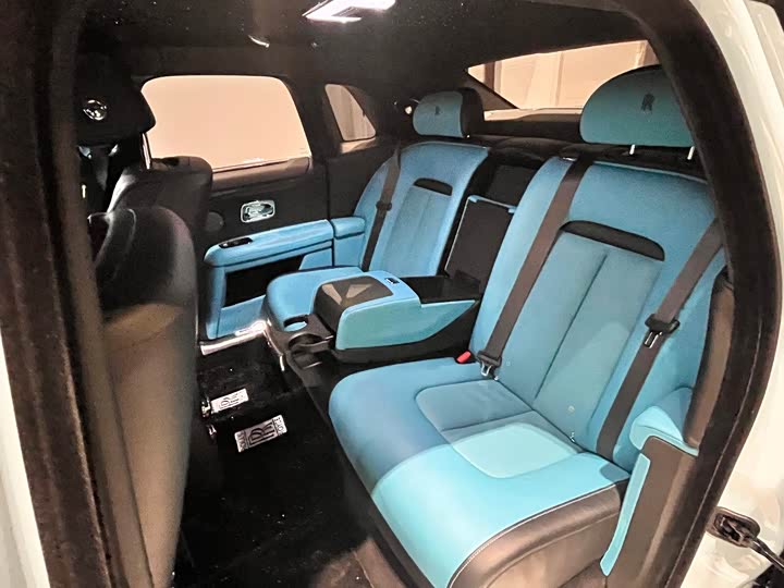 Фото 21 - Rolls-Royce Ghost