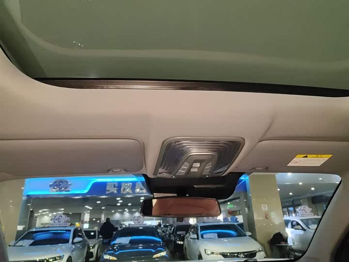 Фото 18 - Changan CS75 Plus