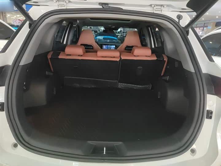 Фото 19 - Changan CS75 Plus