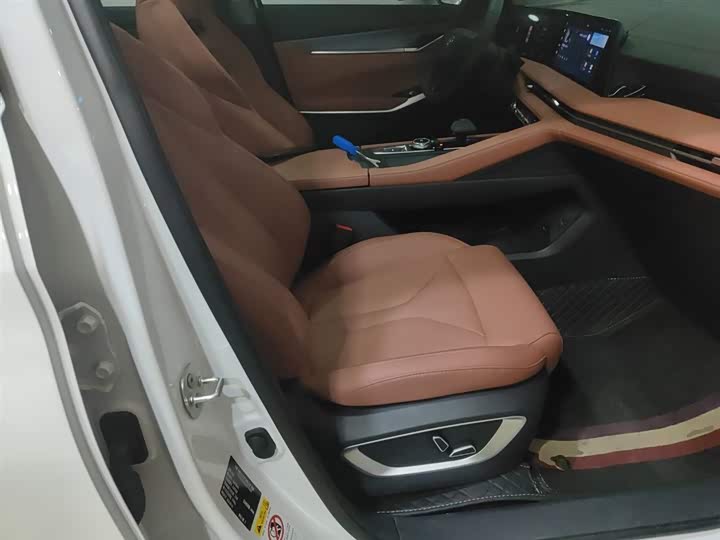 Фото 24 - Changan CS75 Plus