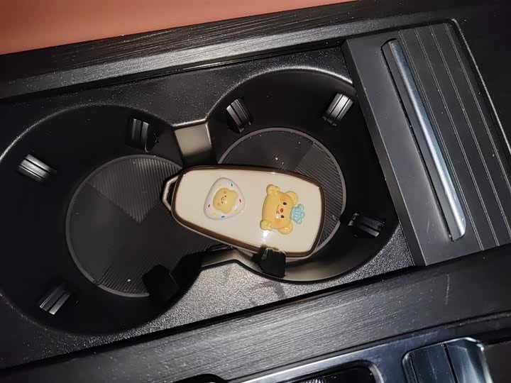 Фото 9 - Changan CS75 Plus