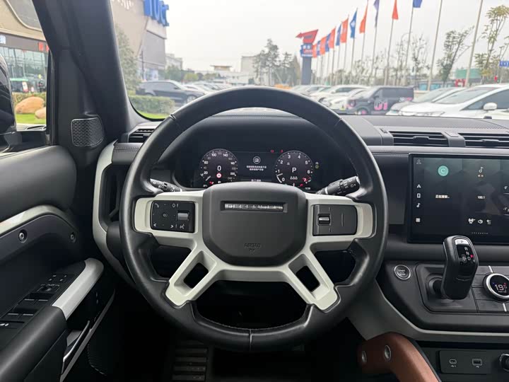 Фото 2 - Land Rover Defender