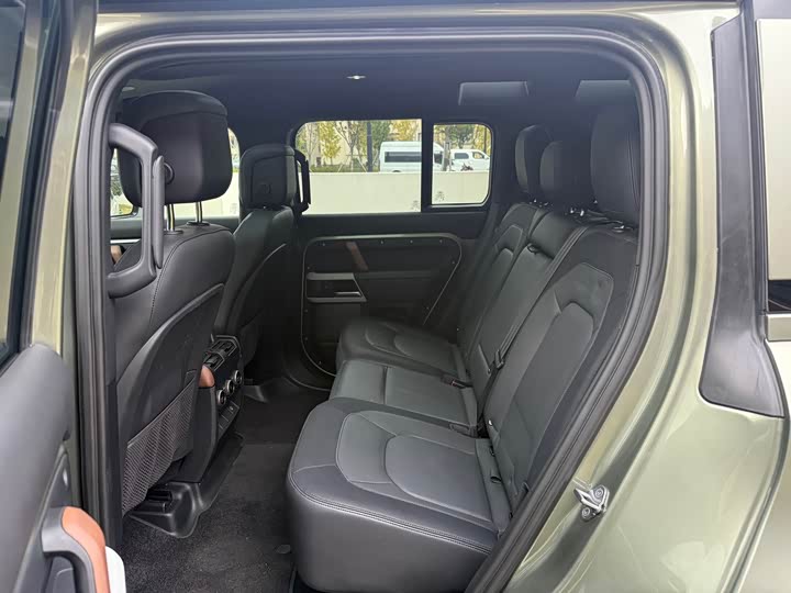 Фото 3 - Land Rover Defender