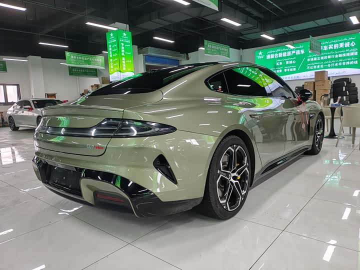 Фото 9 - Xiaomi SU7