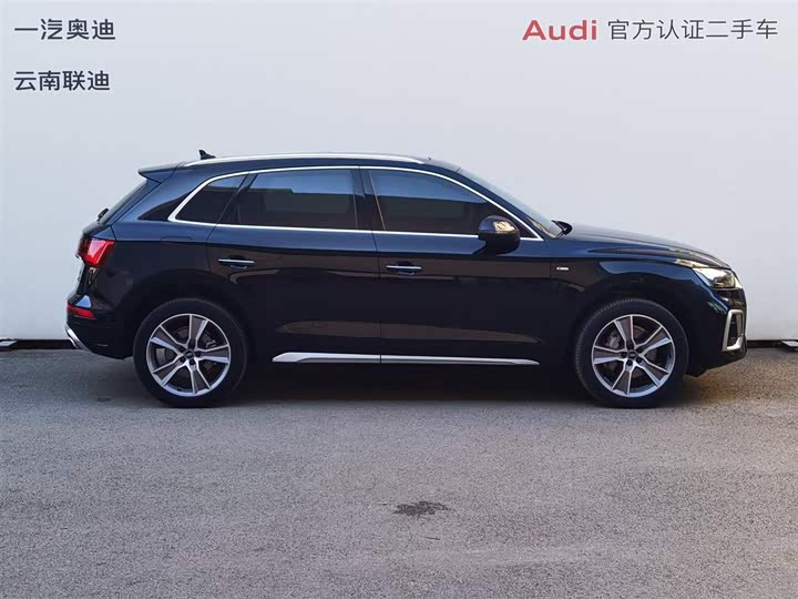 Фото 4 - Audi Q5L