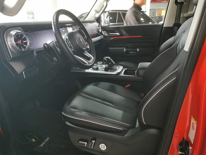 Фото 15 - Tank 300