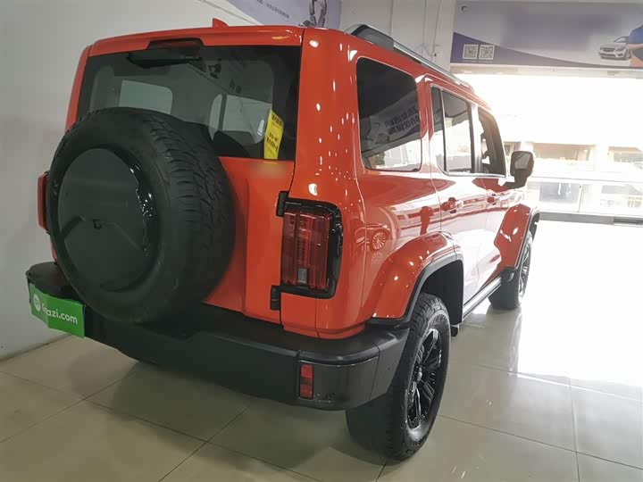 Фото 7 - Tank 300